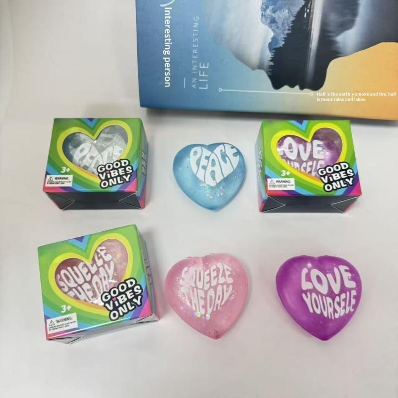 【M】Glitter Heart Shaped Squeez - đánh giá và giá Kids Toys Quotes